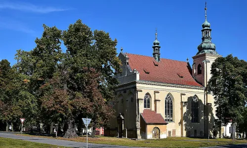 Kostel Nejsvětější Trojice (Smečno)