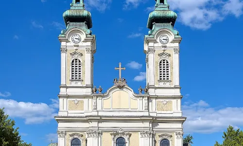 Kostel Panny Marie Královny (Mariánské Hory)