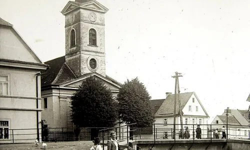 Kostel Povýšení svatého Kříže (Býčkovice)