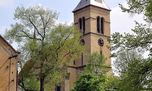 Kostel Povýšení svatého Kříže (Radonice nad Ohří)