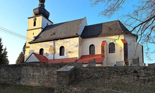 Kostel svatého Mikuláše (Úvalno)