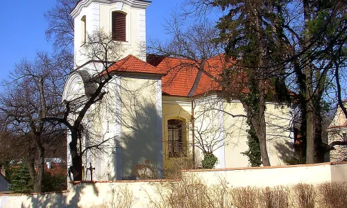 Kostel svatého Petra a Pavla v Bohnicích