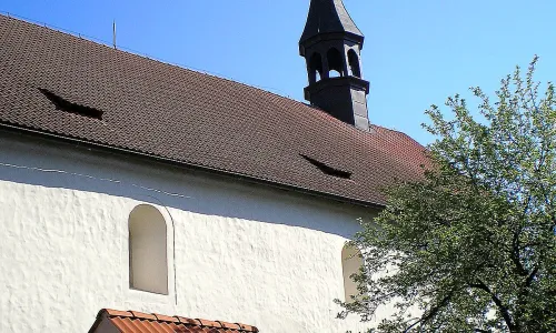 Kostel svatých Petra a Pavla (Planá)