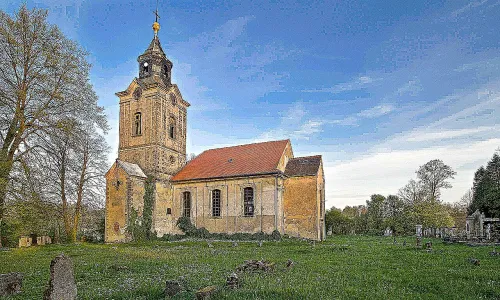Kostel svatých Petra a Pavla v Lindavě