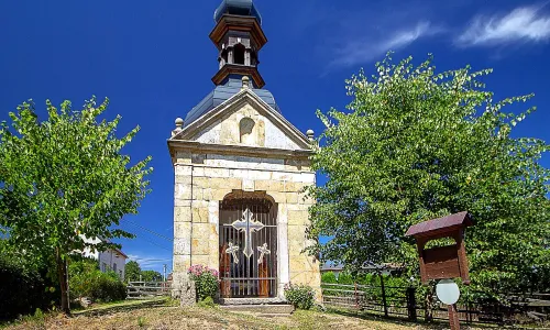 kaple Tří otců v Mikulášovicích