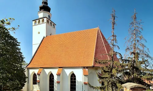 kostel Nanebevzetí Panny Marie (Blučina)