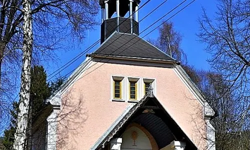 kostel Nejsvětějšího Srdce Ježíšova (Suchá)