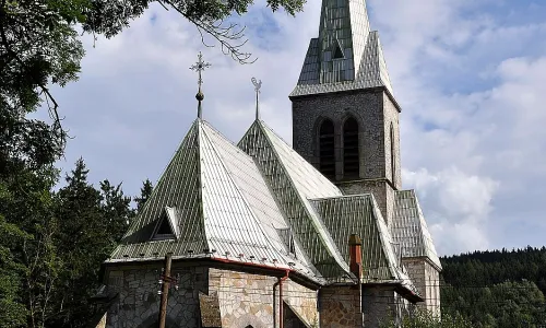 kostel Neposkvrněného početí Panny Marie (Travná)