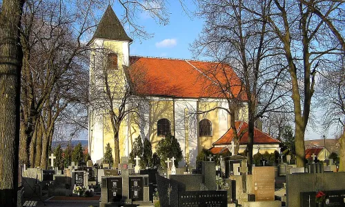kostel Povýšení svatého Kříže (Prace)