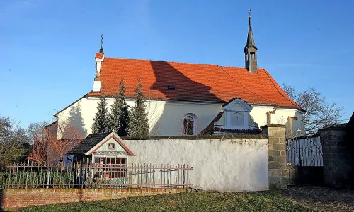 kostel Povýšení svatého Kříže (Třebosice)