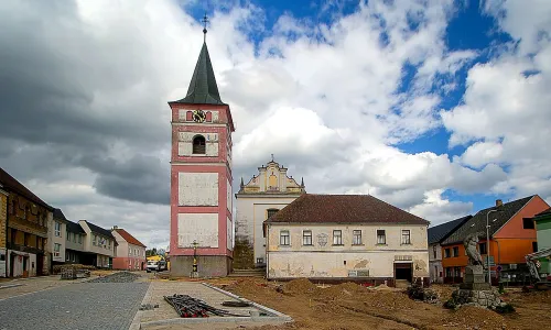 kostel Povýšení svatého Kříže v Černovicích