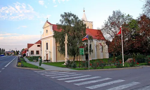 kostel svaté Markéty (Chvalovice)