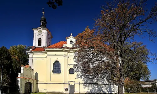 kostel svatého Františka Xaverského v Opařanech