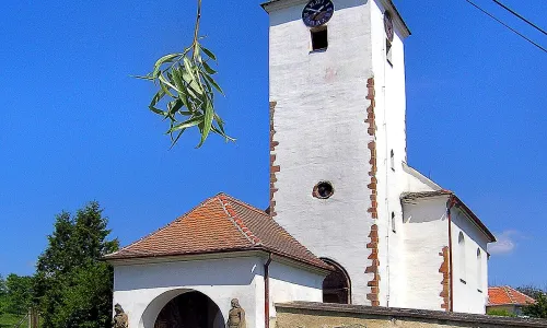 kostel svatého Martina (Dolní Loučky)