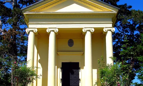Šternberská hrobka ve Stupně