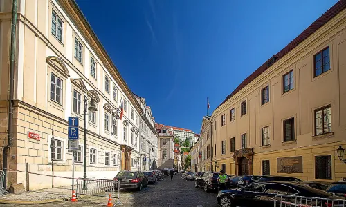 Sněmovní