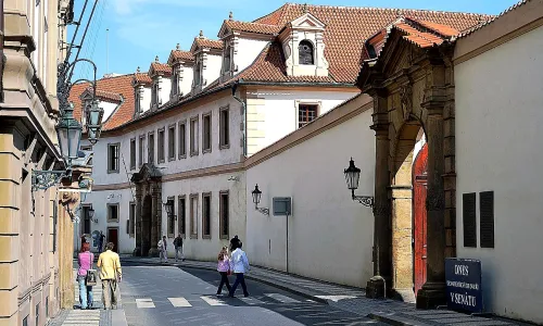 Valdštejnská ulice