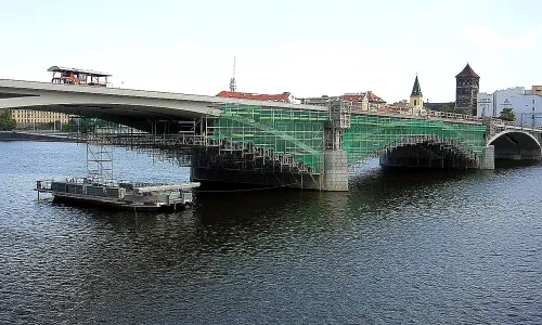 Štefánikův most