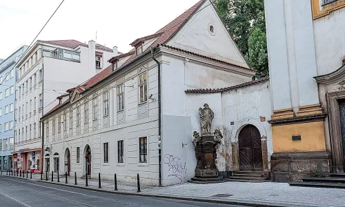 Klášter trinitářů s kostelem Nejsvětější Trojice