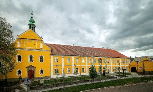 františkánský klášter ve Voticích