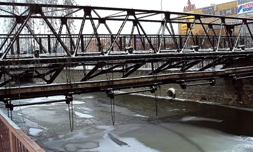 poklopový jez v České Lípě