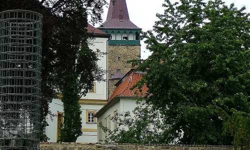 Městské opevnění s Valdickou bránou