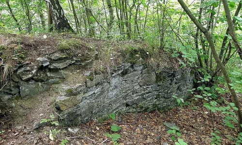 hrad Louka