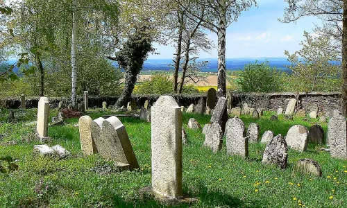 Židovský hřbitov v Radeníně