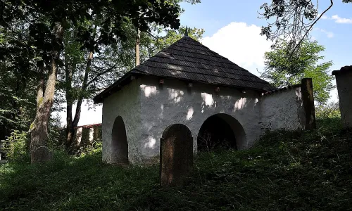 Židovský hřbitov ve Zběšičkách