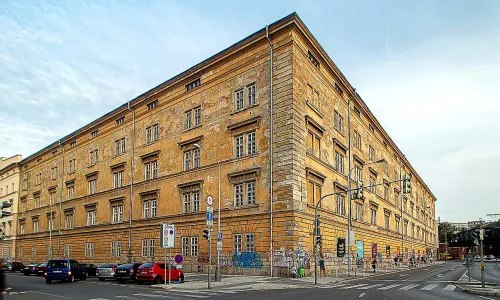 Karlínská kasárna
