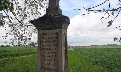Krucifix (Dolní Bezděkov)