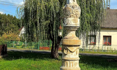 Socha Panny Marie (Seletice)