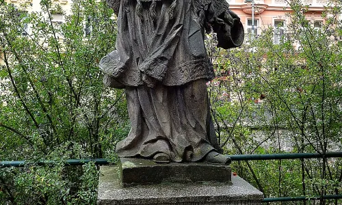 Socha svatého Jana Nepomuckého (Karlovy Vary, 1728)
