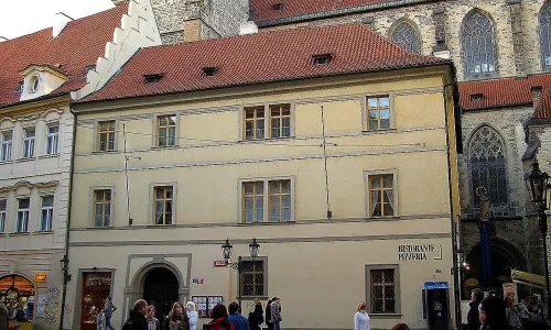 Týnská fara