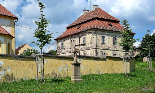 fara (Žebnice)