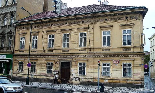 fara u kostela Nejsvětější Trojice, Praha, Trojická