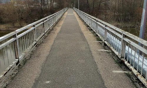 lávka přes Sázavu u Jawy