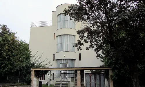 Na Hřebenkách 12