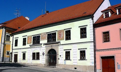 Radnice v Benešově nad Černou
