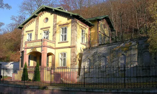 Ředitelská vila Podolské cementárny