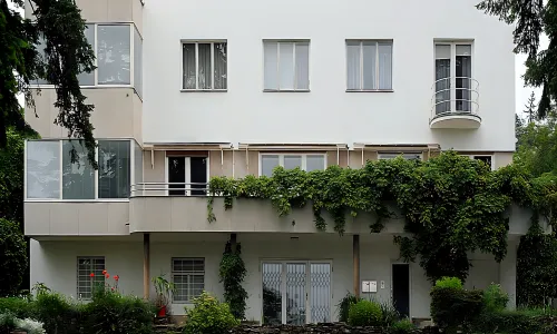 Bassova vila