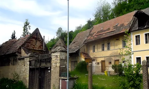 Brána usedlosti čp. 12