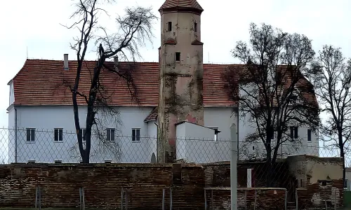 Zámek Vlasatice