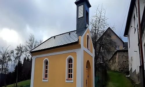 Kaplička na Brantlově dvoře