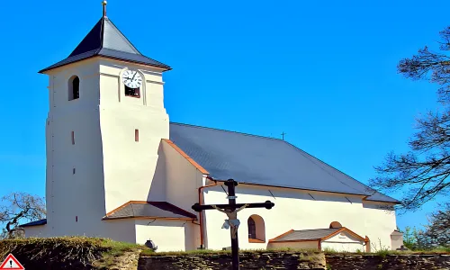 Kostel Archanděla Michaela (Hrozová)