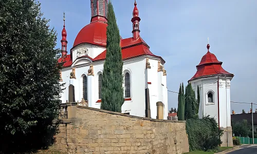 Kostel Nanebevzetí Panny Marie (Slatiny)