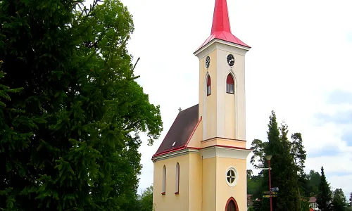 Kostel Proměnění Páně (Velichovky)