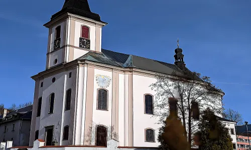 Kostel svatého Archanděla Michaela (Dolní Rokytnice)