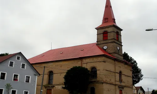 Kostel svatého Michaela archanděla (Otročín)