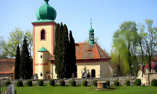 kostel Všech svatých (Knovíz)
